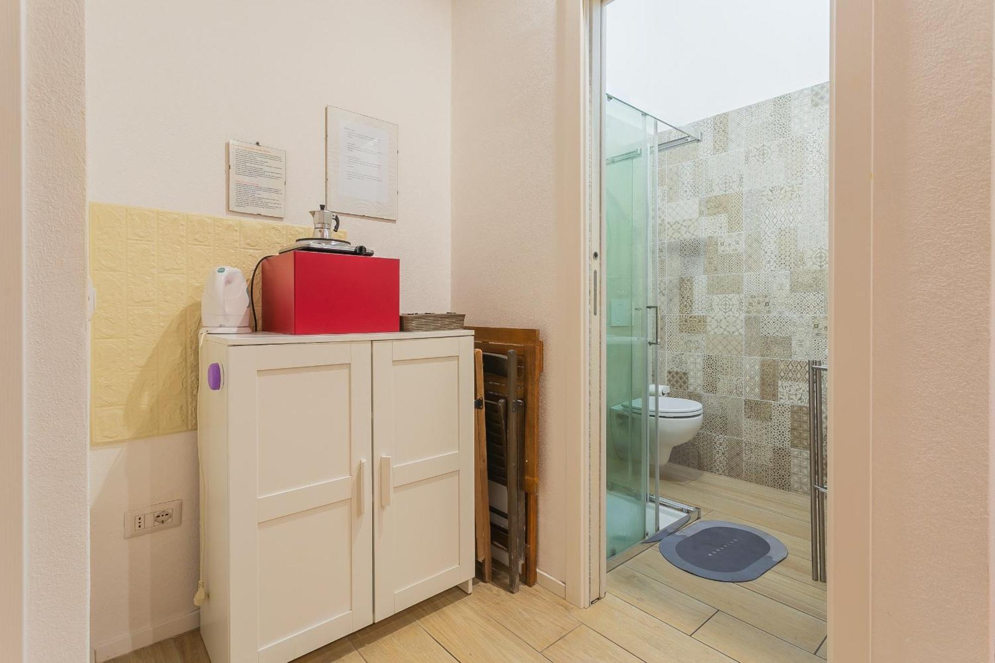 Red Rooms By Wonderful Italy バーリ エクステリア 写真